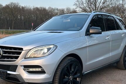 Mercedes-Benz ML 350 168.000 km 17.990 &euro; Neukirchen-Vluyn 47506