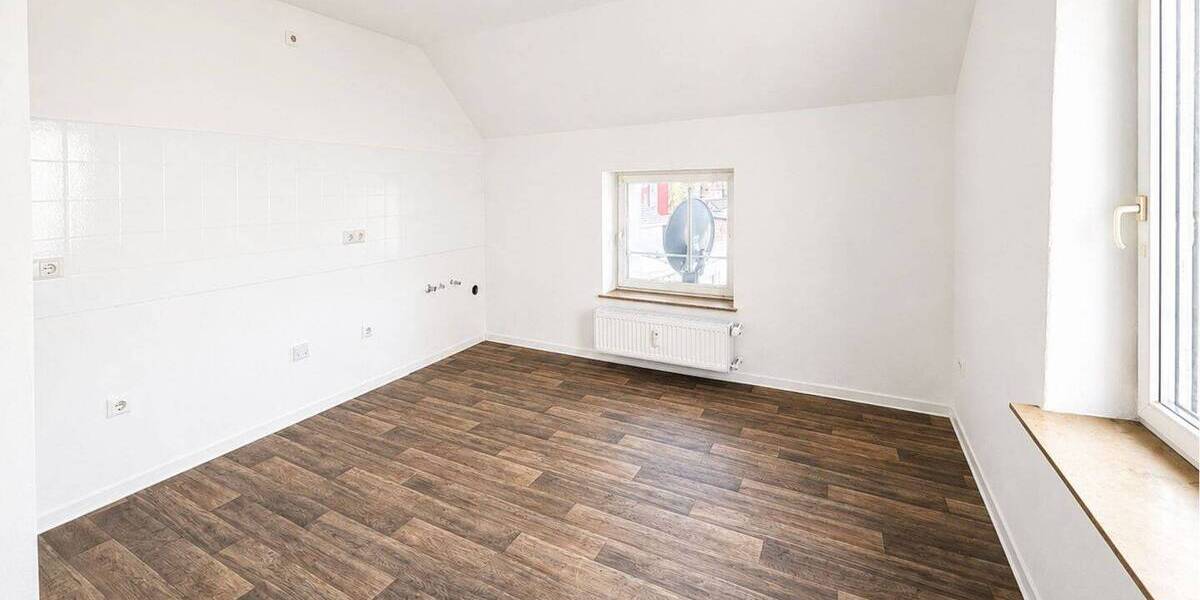Etagenwohnung Gelsenkirchen Ückendorf - 3 Zimmer, 82 m&sup2;, 520&euro; | Angebot:26787022