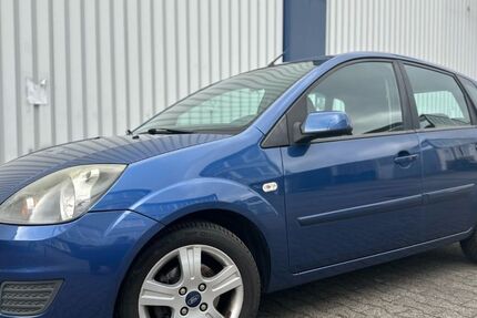 Ford Fiesta 112.115 km 2.990 &euro; Mülheim an der Ruhr 45472