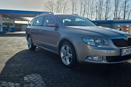 Skoda Superb 227.000 km 7.499 &euro; Essen 45276