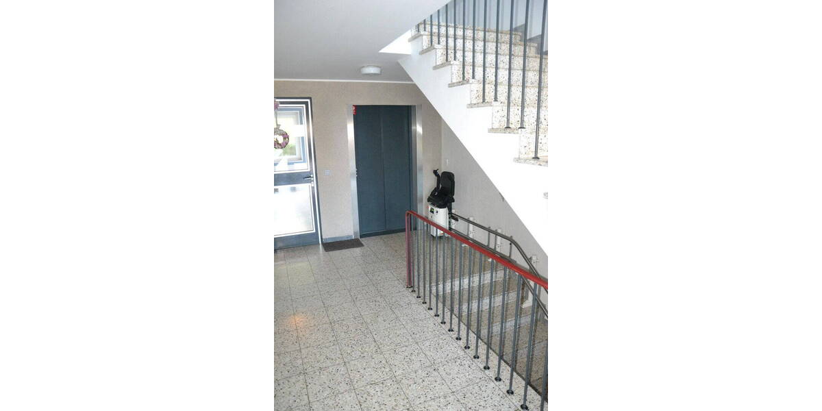 Etagenwohnung Krefeld Fischeln - 2 Zimmer, 62 m&sup2;, 140.000&euro; | Angebot:26116049