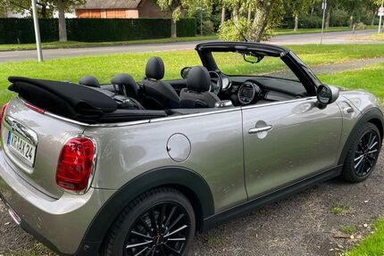 Mini Cooper Cabrio 62.900 km 19.950 &euro; Krefeld 47800