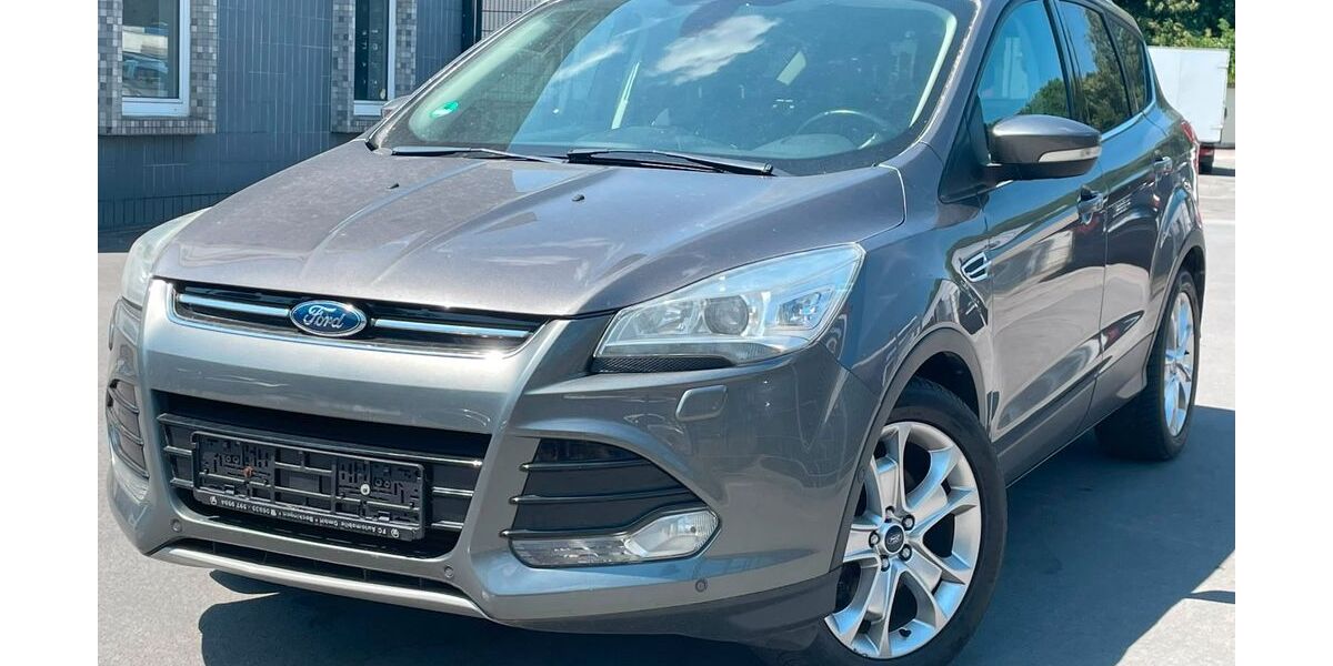 Ford Kuga 131.981 km 4.500 &euro; Gelsenkirchen 45884