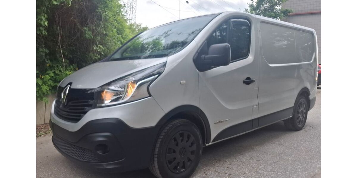 Renault Trafic 224.329 km 8.199 &euro; Duisburg 47169