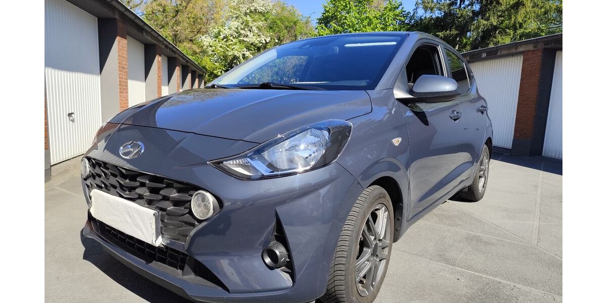 Hyundai i10 26.900 km 11.800 &euro; Oberhausen 46117