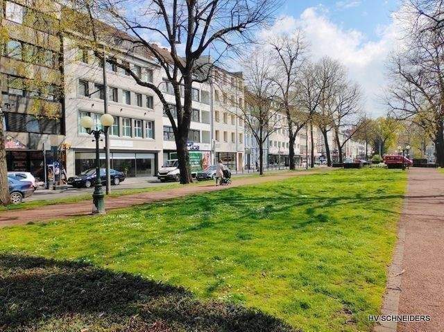 Etagenwohnung Krefeld Cracau - 2 Zimmer, 64 m&sup2;, 580&euro; | Angebot:26244441