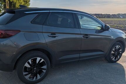 Opel Grandland (X) 93.500 km 11.399 &euro; Wesel 46483