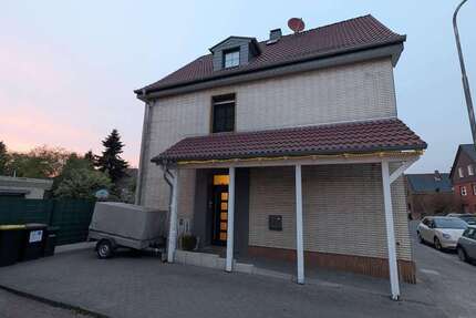 Haus Moers Hochstraß - 8 Zimmer, 150 m&sup2;, 429.000&euro; | Angebot:27328831