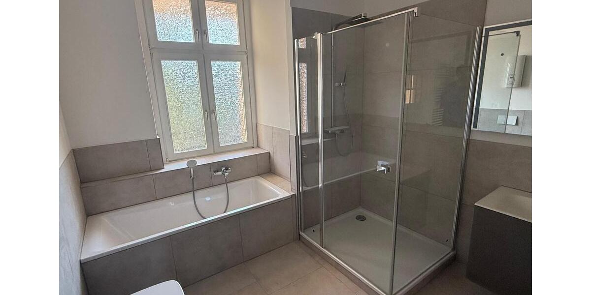 Etagenwohnung Duisburg - 4 Zimmer, 120 m&sup2;, 349.000&euro; | Angebot:26794303