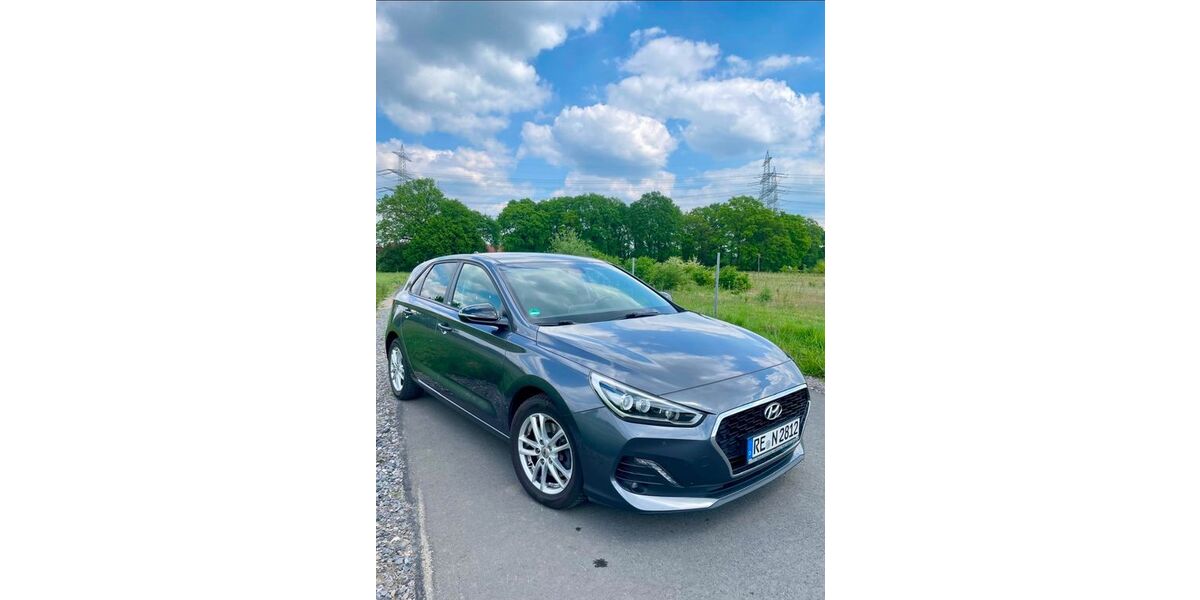Hyundai i30 82.000 km 15.000 &euro; Marl 45768