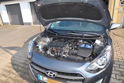Hyundai i30 28.000 km 11.500 &euro; Essen 45149