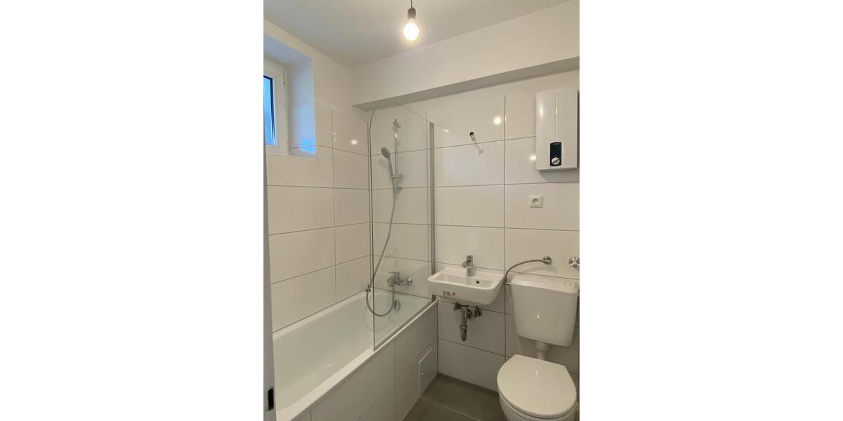 Etagenwohnung Essen Stadtbezirk III - 2 Zimmer, 40 m&sup2;, 375&euro; | Angebot:24810383