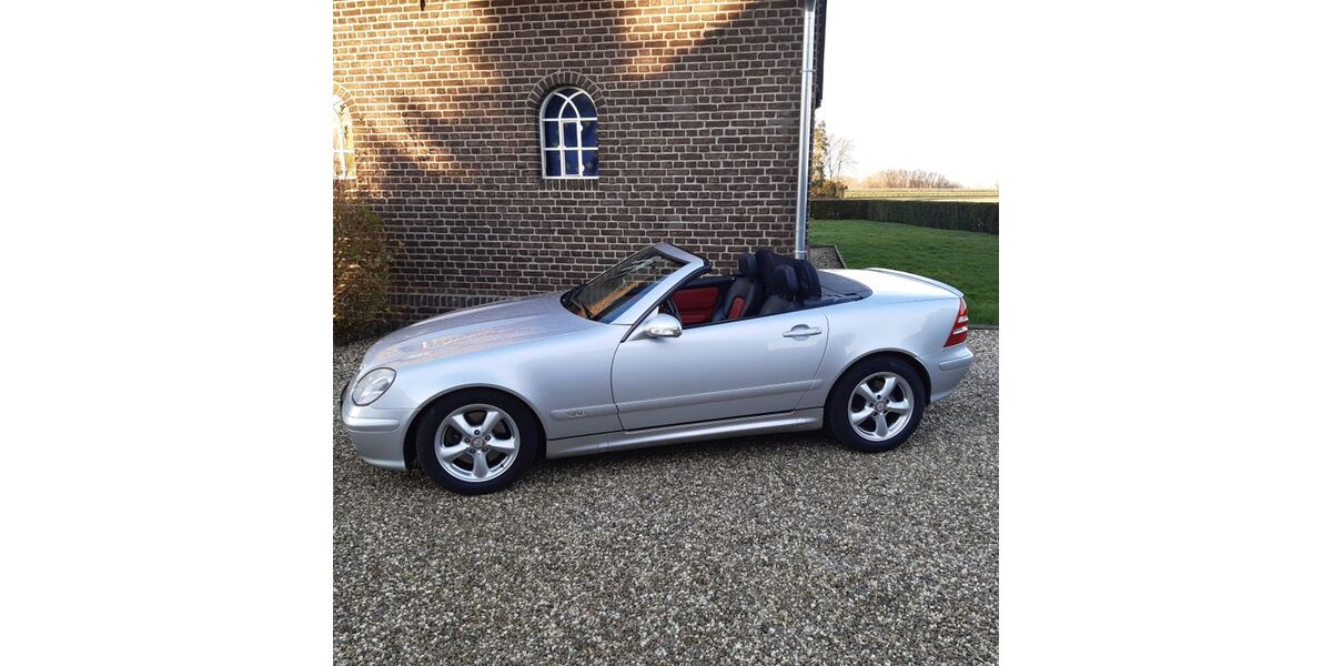Mercedes-Benz SLK 320 156.000 km 10.200 &euro; Xanten 46509