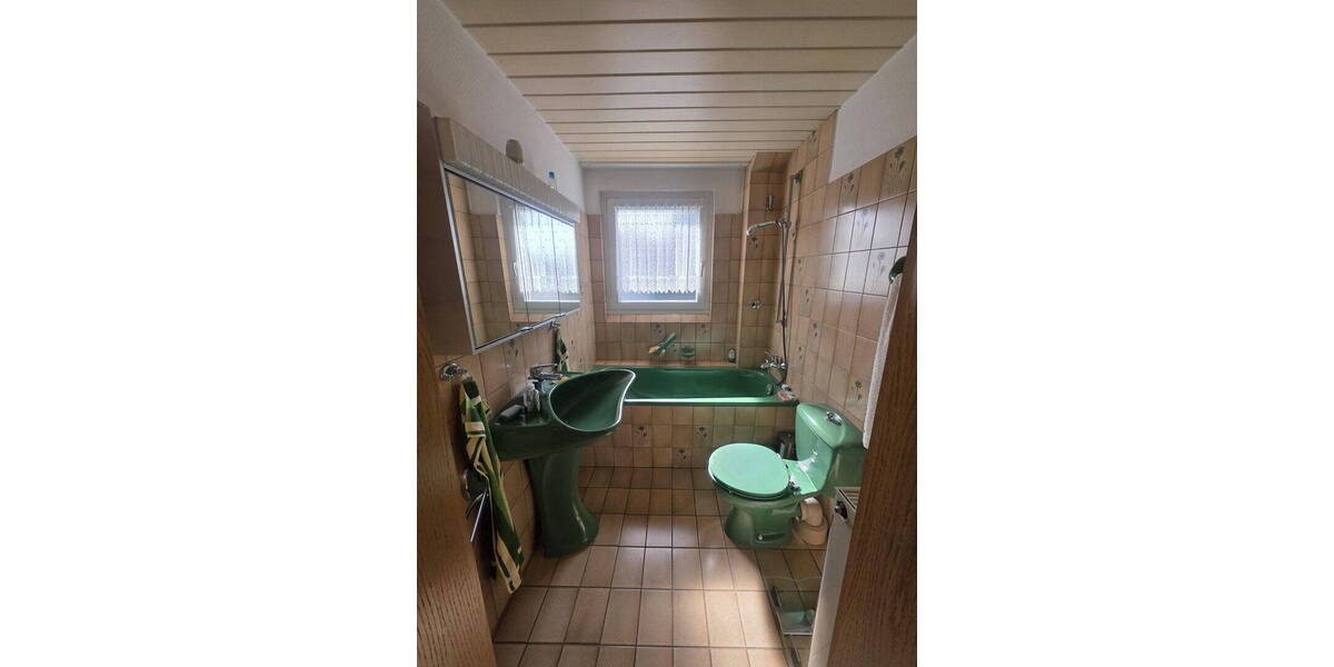 Etagenwohnung Mülheim an der Ruhr Styrum - 5 Zimmer, 105 m&sup2;, 198.000&euro; | Angebot:26789141