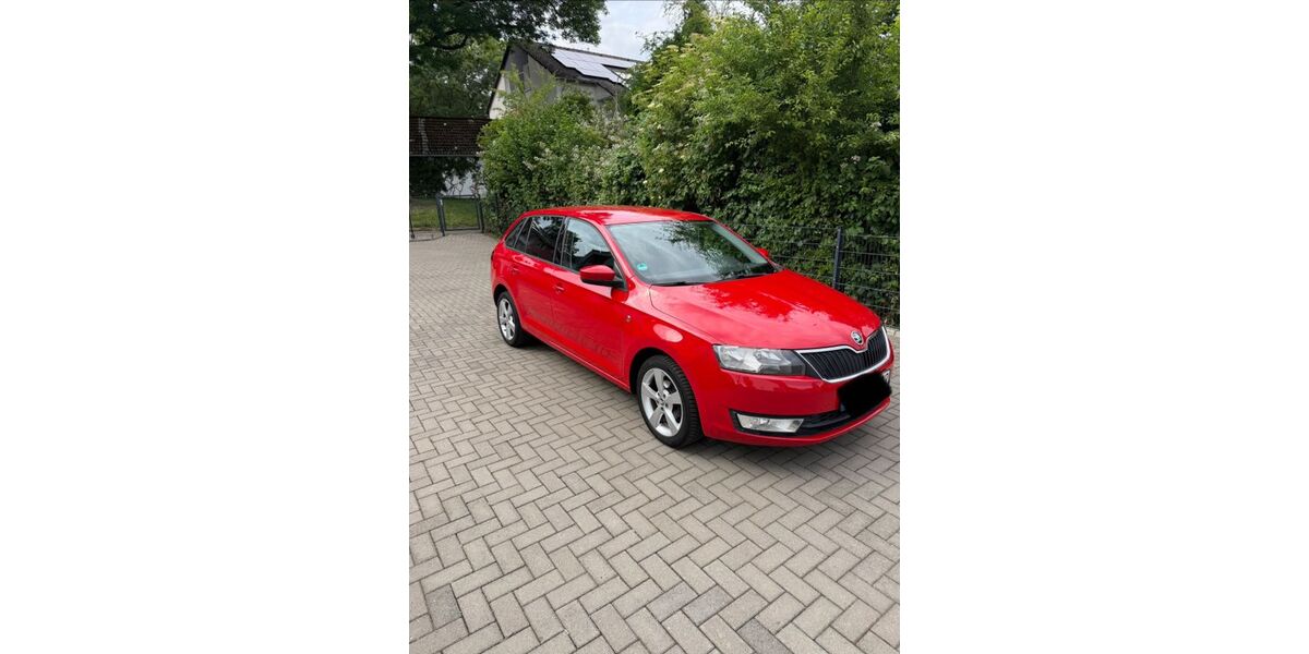 Skoda Rapid 83.582 km 7.900 &euro; Essen 45357