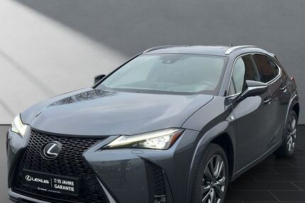 Lexus UX 65.904 km 39.950 &euro; Wesel 46485