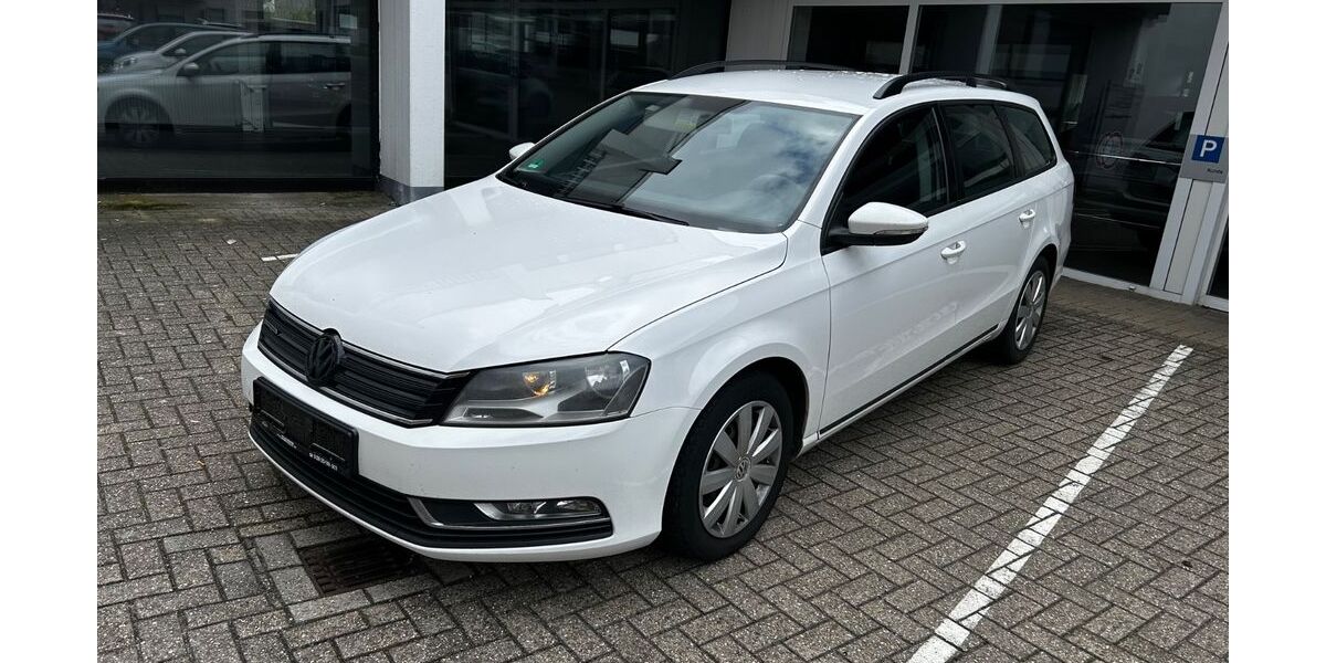 VW Passat Variant 300.000 km 2.950 &euro; Kamp Lintfort 47475