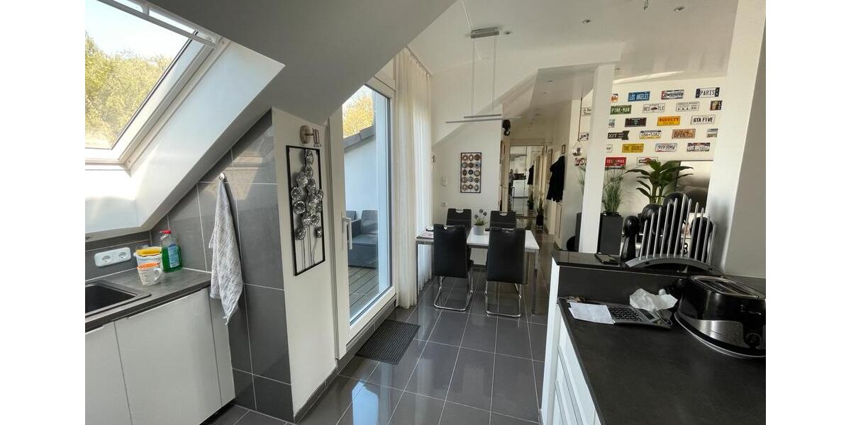 Dachgeschoßwohnung Essen Frillendorf - 3 Zimmer, 96 m&sup2;, 269.000&euro; | Angebot:27044145