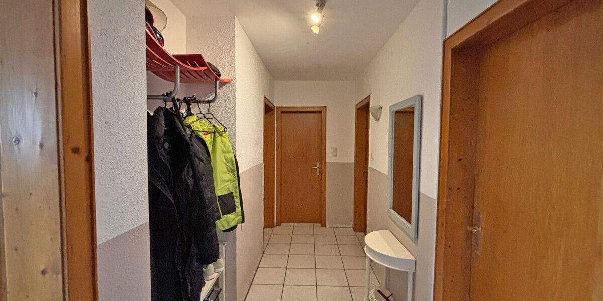 Mehrfamilienhaus, Wohnhaus Voerde Spellen - 6 Zimmer, 165 m&sup2;, 395.000&euro; | Angebot:25741546