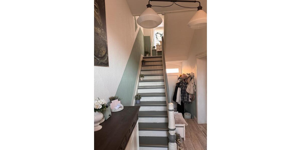 Etagenwohnung Gladbeck Alt-Rentfort - 5.5 Zimmer, 131 m&sup2;, 239.000&euro; | Angebot:25901027