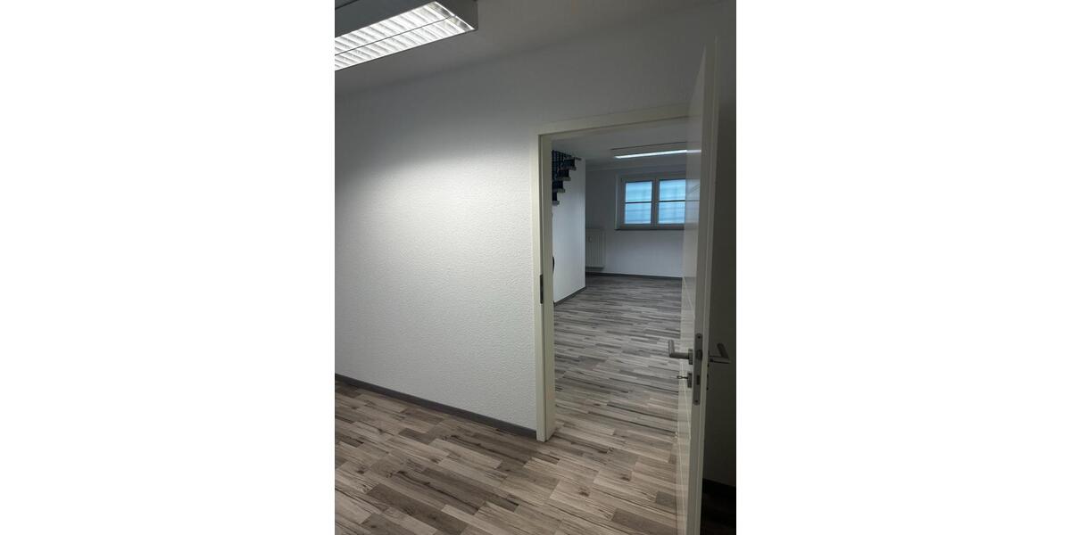 Gewerbeobjekt Dinslaken - 720&euro; | Angebot:22932685