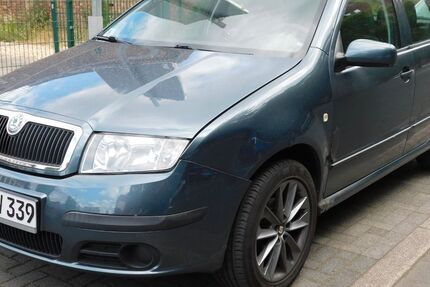 Skoda Fabia 256.964 km 599 &euro; Mülheim 45473