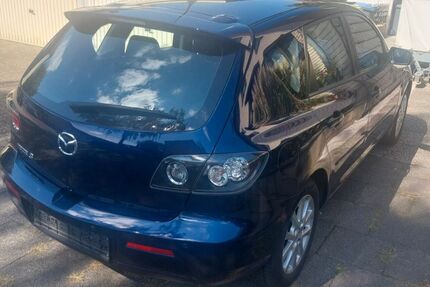 Mazda 3 213.900 km 2.000 &euro; Dinslaken 46539