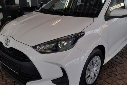 Toyota Yaris 70.786 km 10.900 &euro; Gelsenkirchen 45888