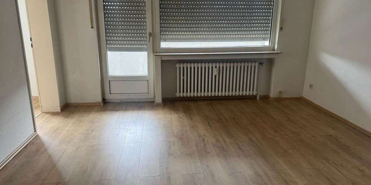 Etagenwohnung Duisburg Großenbaum - 1.5 Zimmer, 45 m&sup2;, 217&euro; | Angebot:26124976