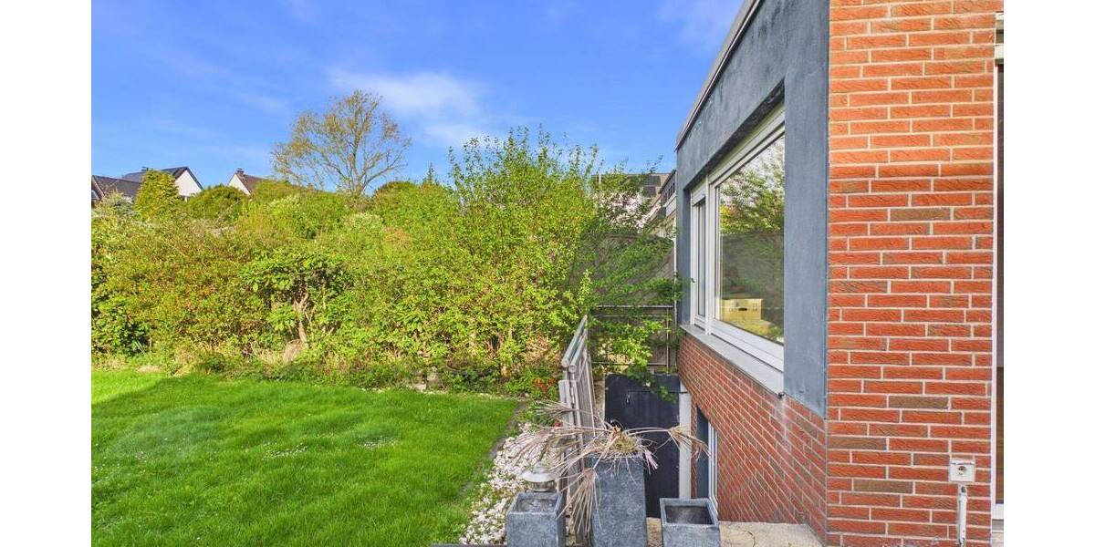 Reihenmittelhaus Essen Fischlaken - 5 Zimmer, 152 m&sup2;, 499.000&euro; | Angebot:26258706