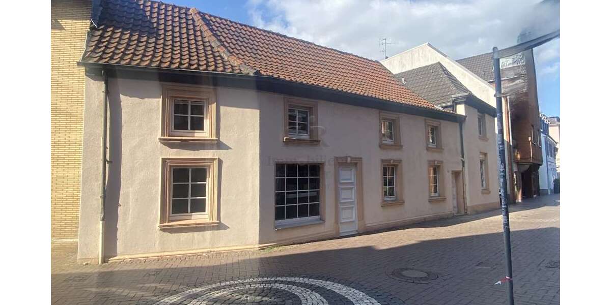 Einfamilienhaus Dinslaken - 14 Zimmer, 288 m&sup2;, 640.000&euro; | Angebot:25267212