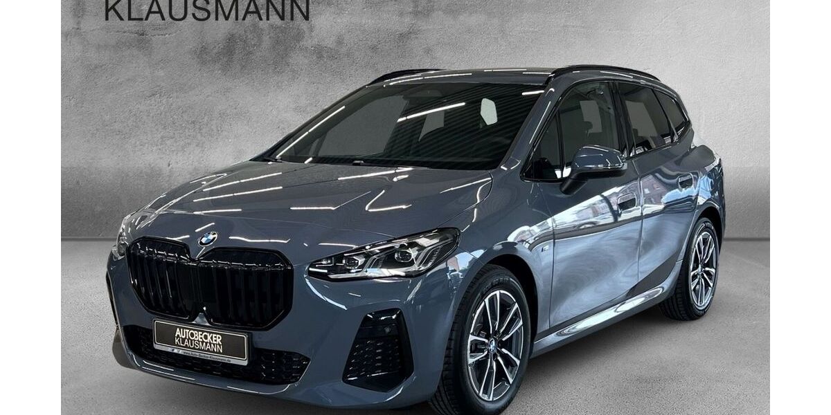 BMW 220 Active Tourer 8.000 km 36.990 &euro; Krefeld 47800