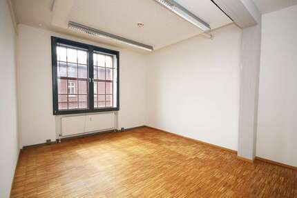 Gewerbeobjekt Essen Stadtbezirk VI - 228&euro; | Angebot:25377029