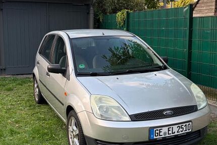 Ford Fiesta 231.000 km 900 &euro; Gelsenkirchen 45884