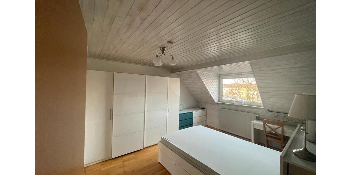Dachgeschoßwohnung Duisburg Angerhausen - 3 Zimmer, 75 m&sup2;, 800&euro; | Angebot:25839779