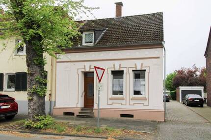 Haus Duisburg Alt-Homberg - 5 Zimmer, 136 m&sup2;, 349.800&euro; | Angebot:26788373
