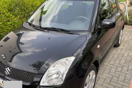 Suzuki Swift 62.000 km 3.900 &euro; Oberhausen 46049