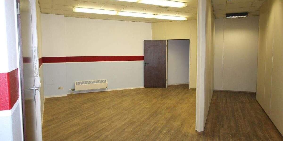 Gewerbeobjekt Krefeld Stadtmitte - 5 Zimmer, 248 m&sup2;, 1.400&euro; | Angebot:25775771