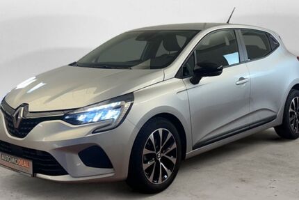 Renault Clio 18.283 km 13.989 &euro; Moers 47445