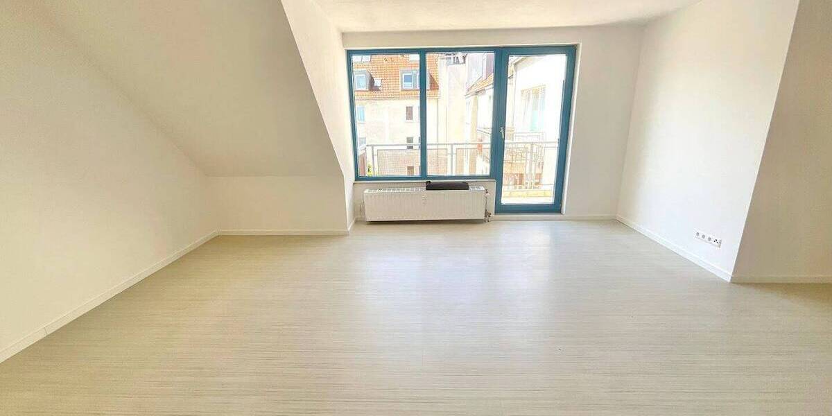 Etagenwohnung Krefeld Stadtmitte - 3 Zimmer, 81 m&sup2;, 609&euro; | Angebot:26779744