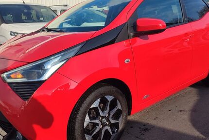 Toyota Aygo (X) 20.800 km 14.999 &euro; Gelsenkirchen 45892