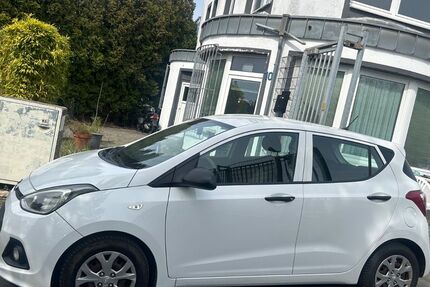 Hyundai i10 110.000 km 3.999 &euro; Essen 45326