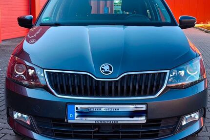 Skoda Fabia 139.700 km 9.300 &euro; Kamp-Lintfort 47475