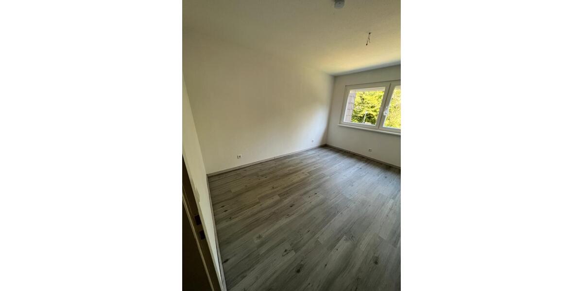 Etagenwohnung Essen Stadtbezirk VIII - 2.5 Zimmer, 57 m&sup2;, 144.000&euro; | Angebot:26226738