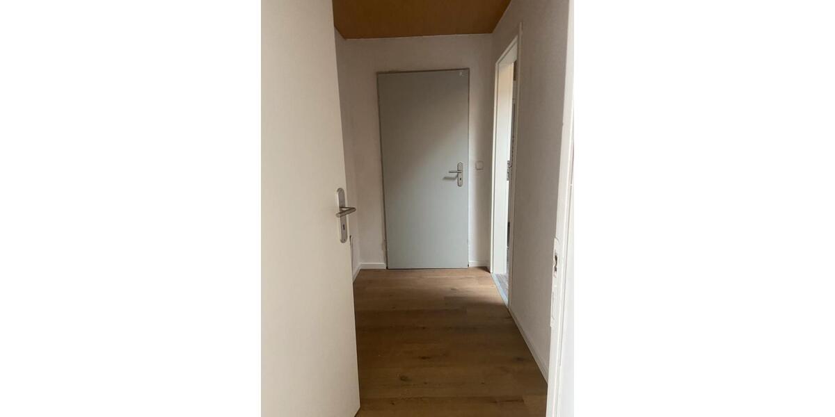 Etagenwohnung Dinslaken Lohberg - 2 Zimmer, 80 m&sup2;, 1.178&euro; | Angebot:25616604