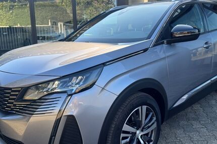 Peugeot 5008 61.915 km 22.880 &euro; Krefeld 47799