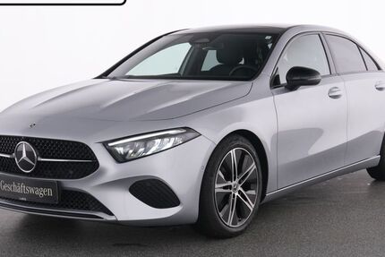 Mercedes-Benz A 180 8.999 km 31.950 &euro; Essen 45309