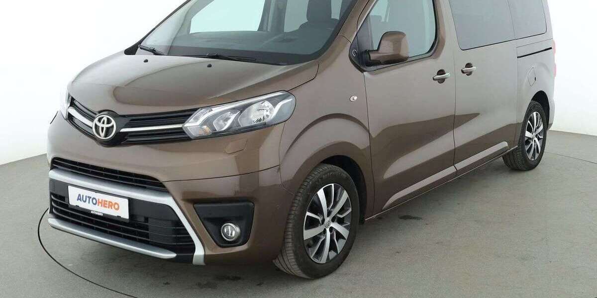 Toyota Proace 79.899 km 29.160 &euro; Essen 45141