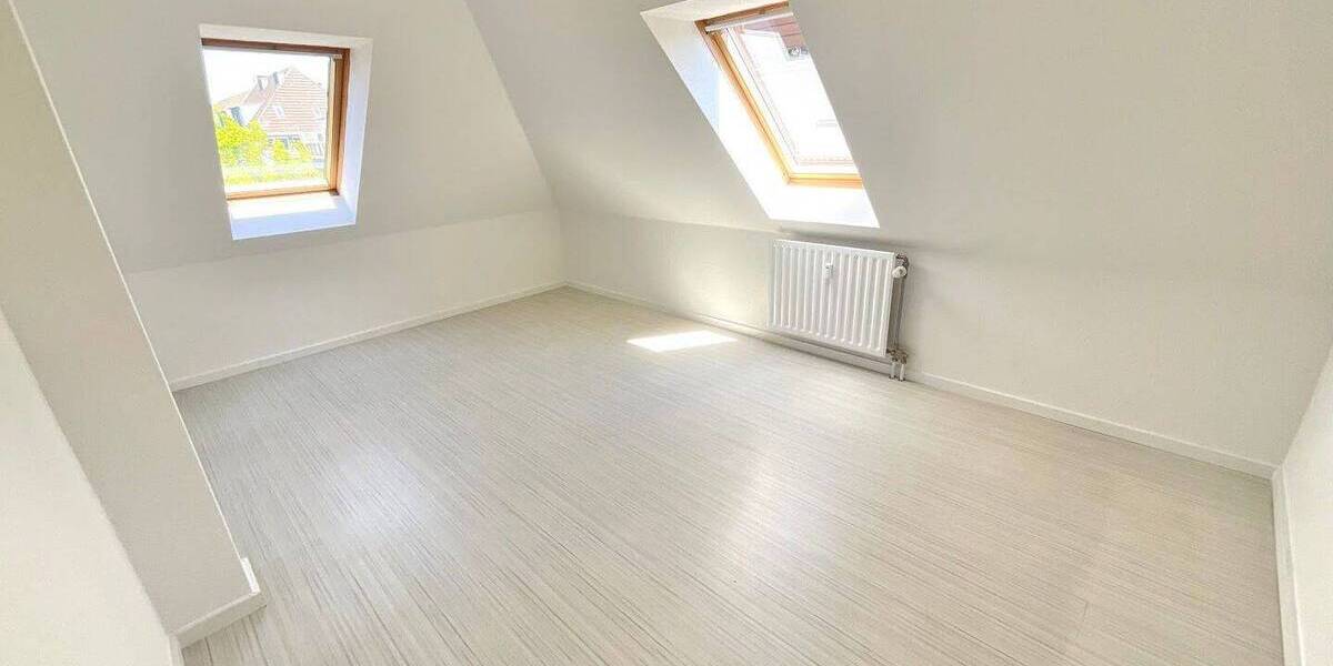 Etagenwohnung Krefeld Stadtmitte - 3 Zimmer, 81 m&sup2;, 609&euro; | Angebot:26779744
