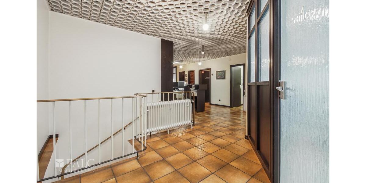 Gewerbeobjekt Krefeld Gartenstadt - 1.500&euro; | Angebot:23425655